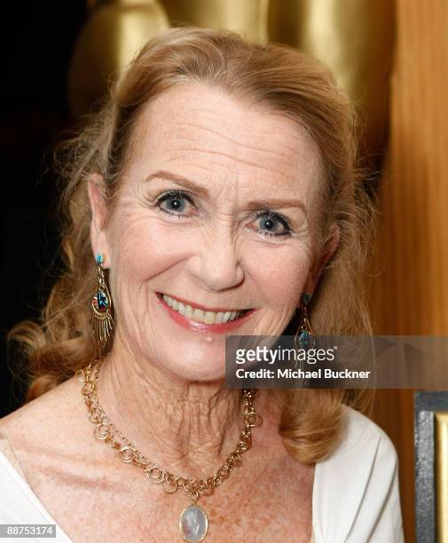 barbaravitali2's tweet photo. Happy Birthday to #JulietMills November 21,1941 #TheOctoberMan #Avanti #NannyAndTheProfessor #MaxwellCaulfield @maxcaulfield https://t.co/tSq1EdNcGK