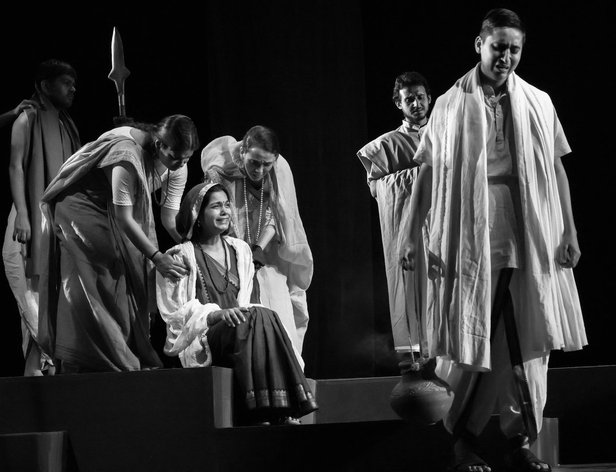 GauravNayal001's tweet photo. Andha Yug by @AsmitaTheatre written by Dr. Dharamveer Bharti and directed by Shri @ArvindGaur sir.
#Andhayug #asmitatheater #adp2023 #bbvipks #EleccionesArgentina2023 #MakroBlackFriday #seheyogee #seheyogee_हिन्दी https://t.co/oaJVYO2Zco