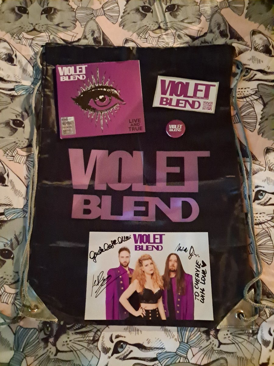 How cool is it that I received this gorgeous package of goodies from @VioletBlend on the day they were named GreatMusicStories 2023 Band Of The Year? Congratulations and thank you so, so much! 💜💜