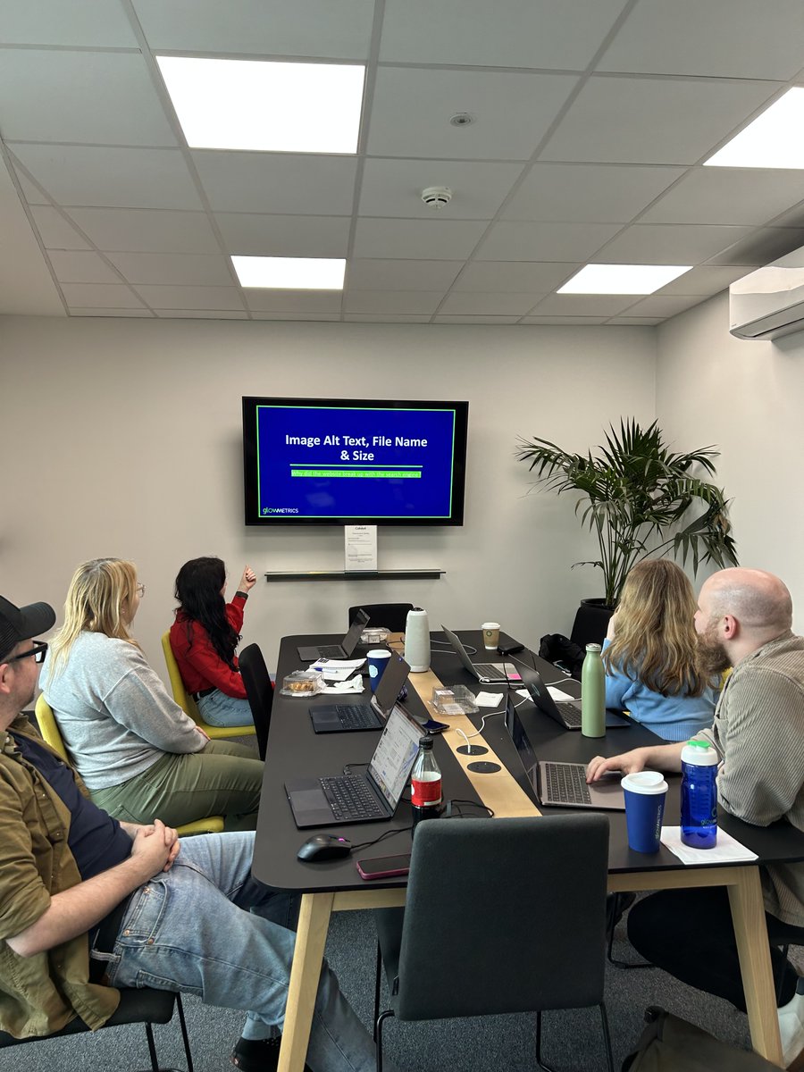 glowmetrics's tweet photo. Our team together this afternoon for another internal academy, this time weβre focusing on On Page SEO! π§ π€ #SEOtraining #knowledgesharing #internalacademy #glowmetrics https://t.co/sxnMqkDKnB