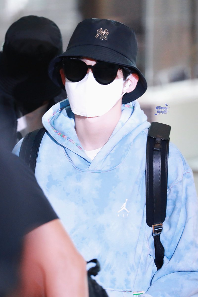 건강하세요🐬

#HAPPYCHENLEDAY
#엔시티드림 #nctdream #CHENLE #천러 #钟辰乐