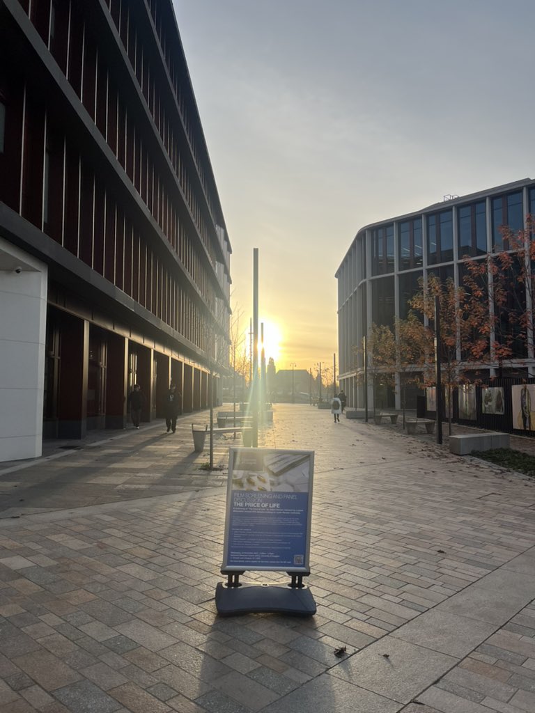 .@UofGSHW collaboration with @UofGARC is tomorrow evening (Wed 22 Nov) with @UofGHEHTA’s film screening of ‘The Price is Right’ & panel discussion on the decision-making of Cystic Fibrosis drugs in Scot. #AdvancedResearchCentre #ClaricePears #WesternCampus #UofG #GlasgowWestEnd