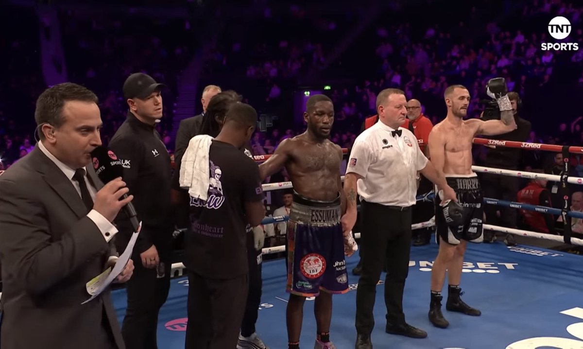alexleboxe's tweet photo. …𝘾𝙇𝙊𝙎𝙀 𝙁𝙄𝙂𝙃𝙏 🥊
Definitely edged by @HarryScarff who showed exactly what he’s capable of in the ring…
I’d like to see @ee_engine get a rematch…deserves a shot at getting that glorious belt back 🇬🇧
#BritishTitle https://t.co/FSX3huPEZn
