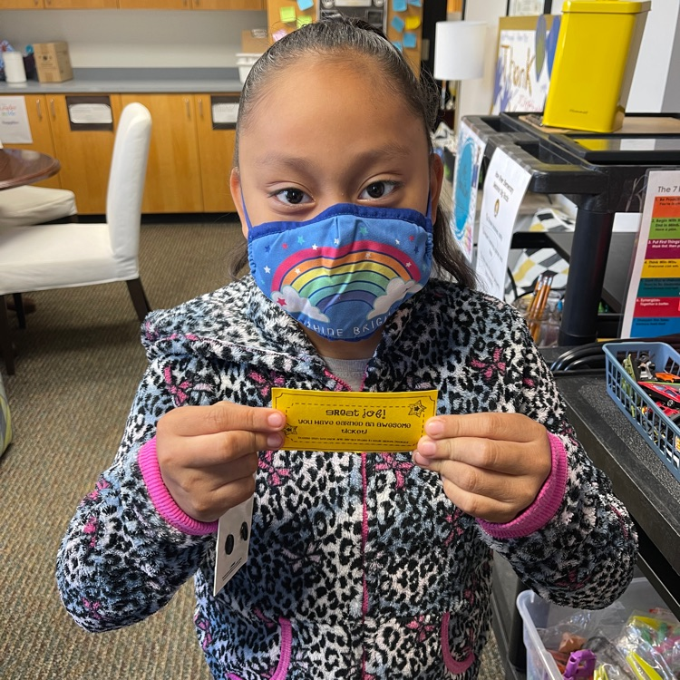 HRE_lion_cubs's tweet photo. Congratulations to our students that have been recognized as Bus Stars! These students have demonstrated leadership and excellence as bus riders the last two weeks! Way to lead as Lion Cub Leaders! #LionCubsLeadTheWay🖤💛🦁 #LeaderInMeHRE https://t.co/52TL9zkprx