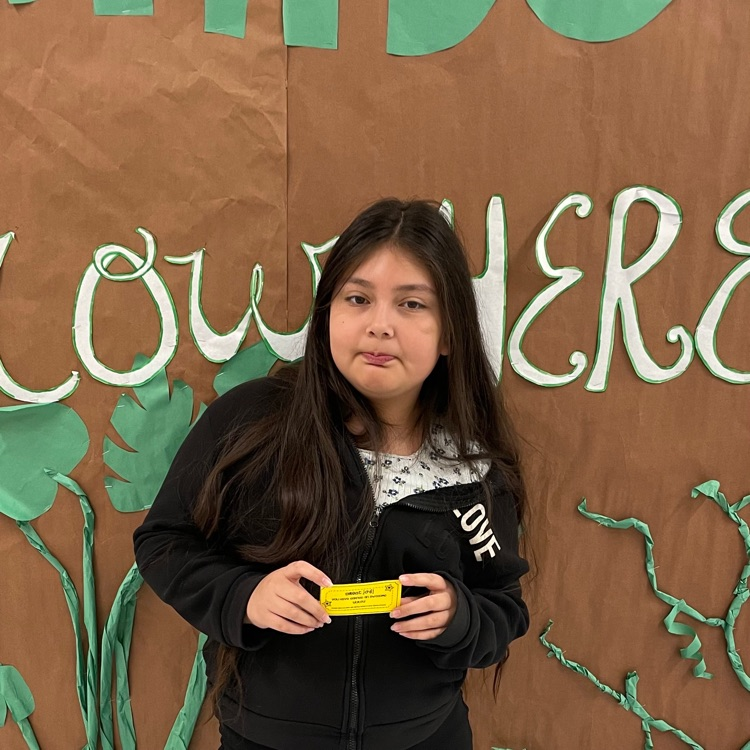 HRE_lion_cubs's tweet photo. Congratulations to our students that have been recognized as Bus Stars! These students have demonstrated leadership and excellence as bus riders the last two weeks! Way to lead as Lion Cub Leaders! #LionCubsLeadTheWay🖤💛🦁 #LeaderInMeHRE https://t.co/52TL9zkprx