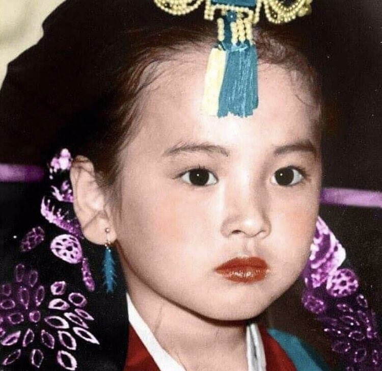 kyonergizers's tweet photo. Happy Birthday #SongHyeKyo https://t.co/QWl0jZKe4v