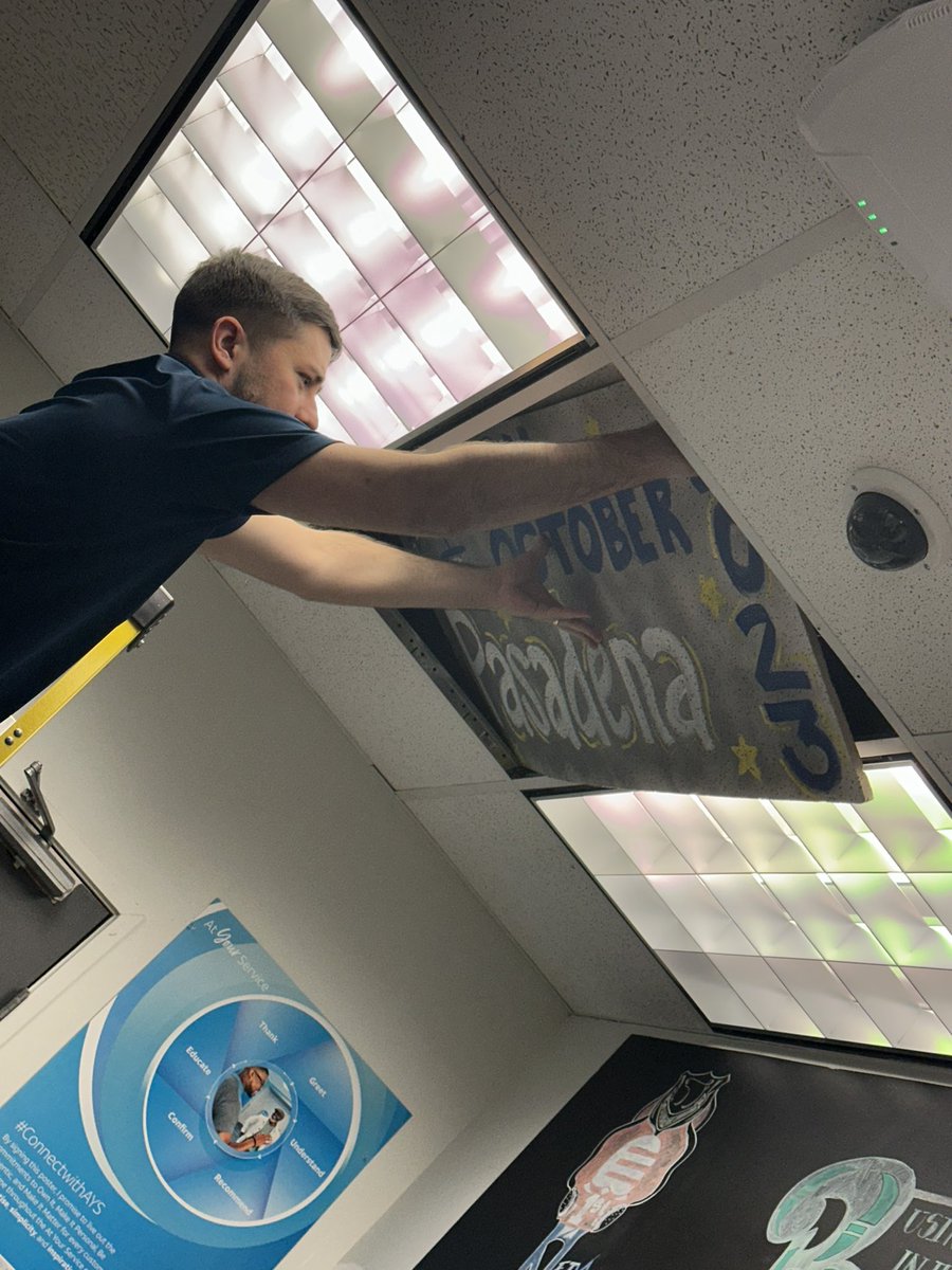 Angela Cañas tweet media