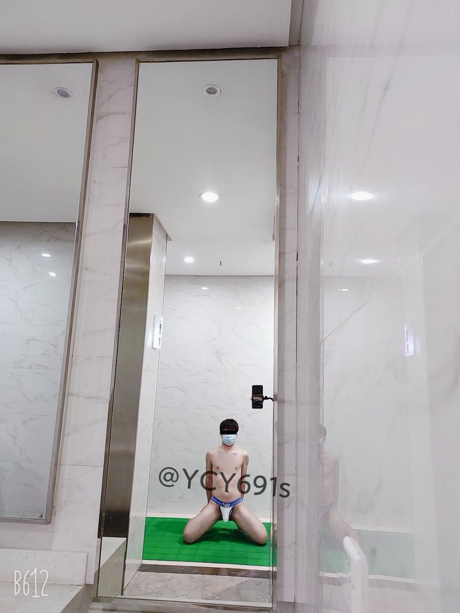 YCY691s's tweet photo. #天体 #pa环 #内裤控  #刺激 #楼道 #户外 #反差 #商场 #室外 #野外 #野裸 #裸体 #暴露 #厕所 #喷射  #卫生间 #飞机杯  商场厕所图片2 https://t.co/5YurRlLh2E