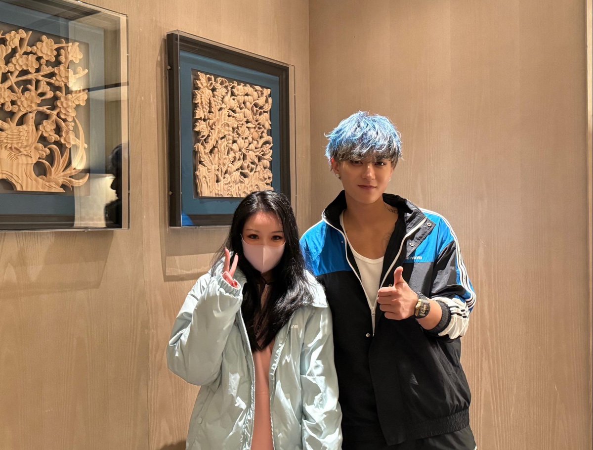 BaiduZTAOBar's tweet photo. 231118 #ZTAO witnessing a friend marriage proposal.
#HuangZitao #黄子韬 #타오 #タオ @hztttaoswag https://t.co/4mxleos0oP