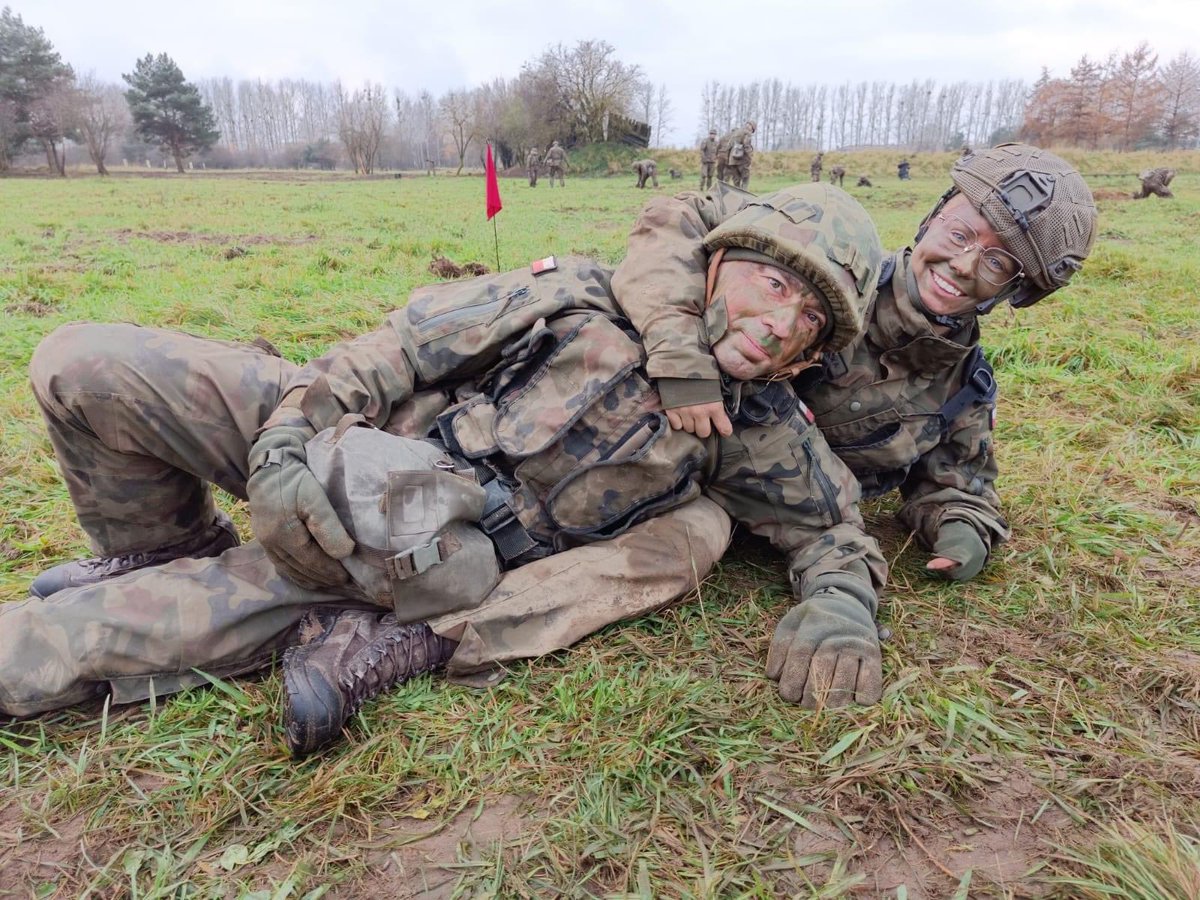 12Dywizja's tweet image. Dzisiaj jest światowy dzień życzliwości, ale bądźmy wszyscy dla siebie życzliwi każdego dnia to świat będzie dużo lepszy! 💪🙂 
#Dwunastka #12SDZ #7BOW