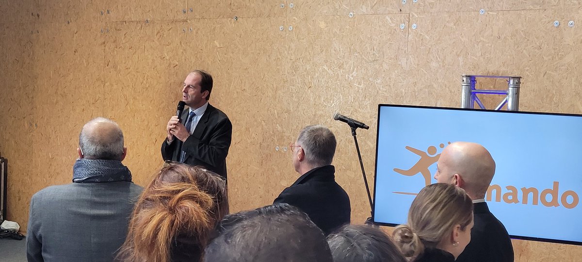#SEEPH2023 salon <a href="/Humando_rh/">Humando</a> à <a href="/villedelaon/">Ville de Laon</a> avec la présence de <a href="/ThibautGuilluy/">Thibaut Guilluy</a>. <a href="/Afpa_Formation/">Afpa</a> aux côtés de #francetravail