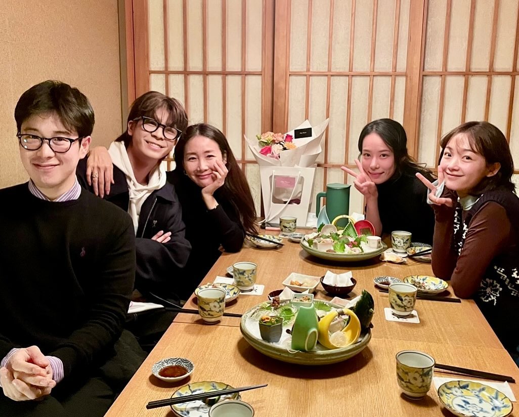 pyobonsil's tweet photo. 231121 하다인 배우님 인별 #표지훈 

그 모임 너무 좋으네요☺️
https://t.co/FzBxPgTyiK https://t.co/LYxdn19IGP