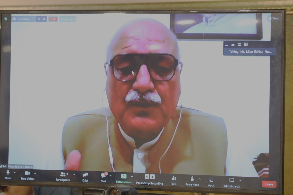 UNDP_Pakistan's tweet photo. (2/2) Hafiz Pasha @DrMusadikMalik @ShazaFK @IhsaanaKhan @Sen_TajHaider @SaleemMandvi @MianIftikharHus @AishaGPasha @asad_sayeed @rezabaqir @WBPakistanCD @haider_mehtab @AliKhizar @PlanComPakistan spoke on need for bipartisan policy consensus on econ reforms for next government. https://t.co/RHgnSOUZbf