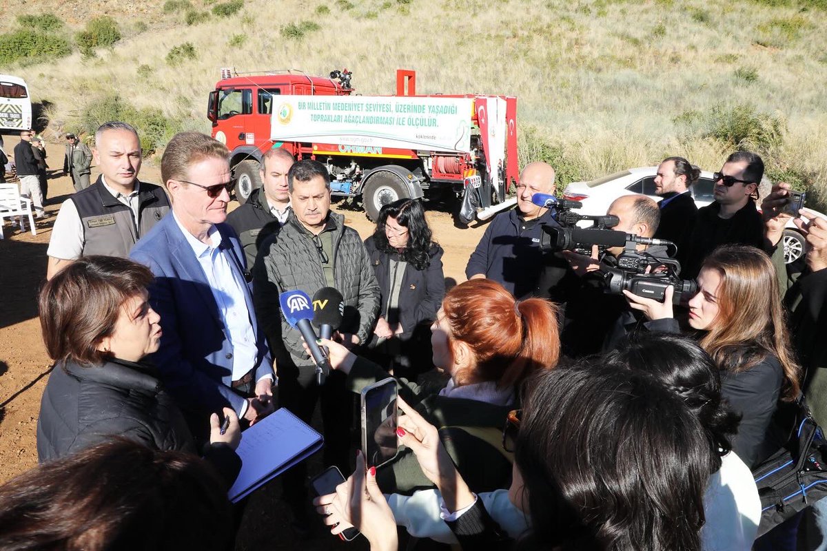 EUDelegationTur's tweet photo. The Delegation of the European Union to Türkiye organised a symbolic tree planting ceremony as part of he #MapMyTree campaign in Göcek Taşbaşı, in the framework of the restoration plan of a forest area burnt down in 2019. https://t.co/9jEwYGED7S