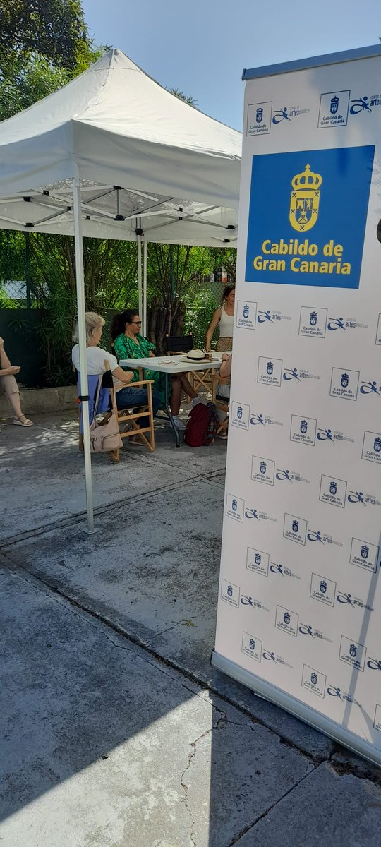 ArtesPlasticasG's tweet photo. El pasado jueves 16 de noviembre tuvimos la Jornada de las Artes Plásticas en el Taller de grabado donde varios profesores de distintos centros educativos ligados a las artes plásticas pudieron disfrutar en primera persona de los diferentes talleres expuestos durante la formación https://t.co/au4PFbWRsb