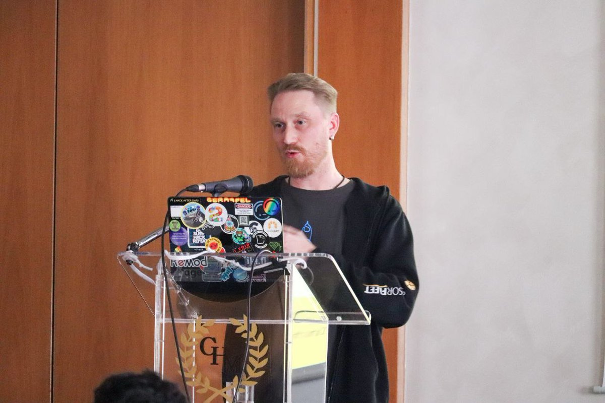 rustlab_conf's tweet image. Exploring the benefits of composable and safe architecture for network packet monitoring... 
Big thanks to Jukka Taimisto!
#RustLab2023 #TechTalks @jtaimisto