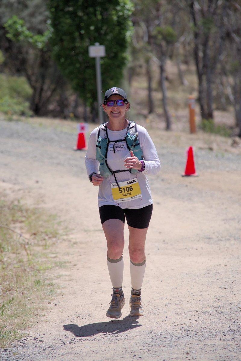 hermitlyfe23's tweet photo. Awwww look how happy I look even when I’m in pain, bless 🤣💪🏼🏃🏻♀️🥵☀️🥰 #SRF50 #stromlorunningfestival #ultramarathon #firstultra #trailrunning #paincave #recovery #icandohardthings https://t.co/wPLH97KfR3