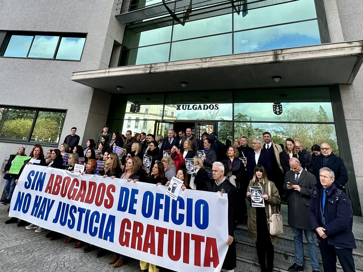 <a href="/Abogacia_es/">Abogacía Española</a> Lugo