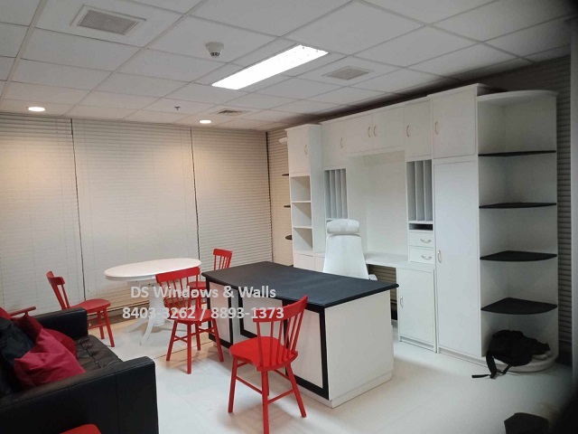 blindsph's tweet photo. Real White Wood Blinds for Executive Offices: Pasig Installation https://t.co/PstCnssgiB https://t.co/vb4Cmo2lXX