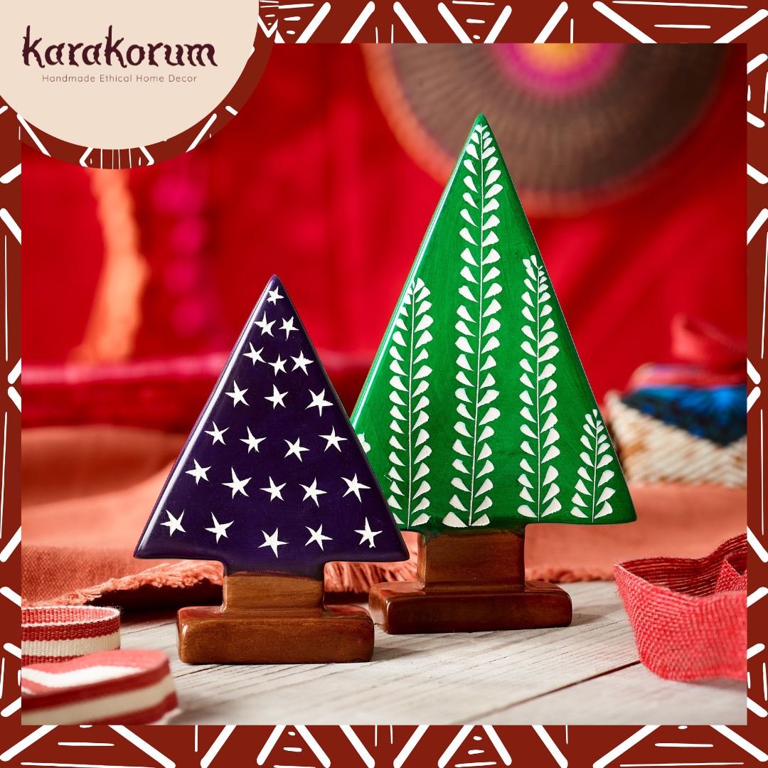KarakorumCrafts's tweet photo. 🎄 A  controversial topic, but when do you put your Xmas trees up? Do you do real, fake or something else entirely? I want to know! 
Also - these trees can go up at any time and support artisans in Kisii, Kenya. Which, let's face it, is pretty cool. 😁 https://t.co/usQH5wTlfd