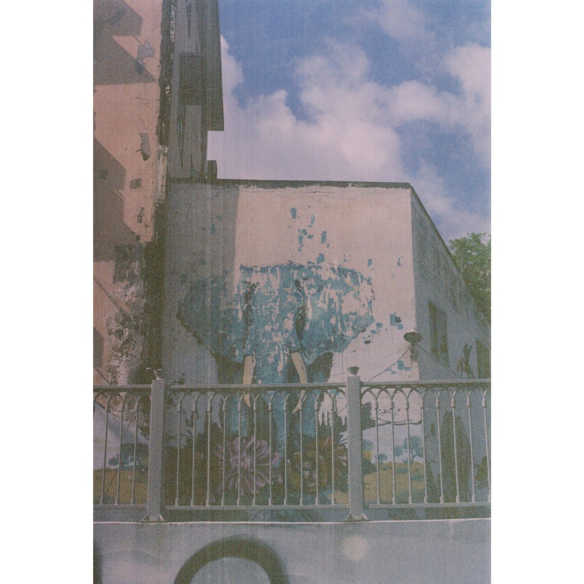 4ever2wander's tweet photo. Saigon 2023
.
.
.
.
.
#filmphotography #filmisntdead #film #canonae1 #canonphotography #35mm #city #saigon #travel #vacation #streetphotography #vietnam #travelphotography https://t.co/1DBO265NUD