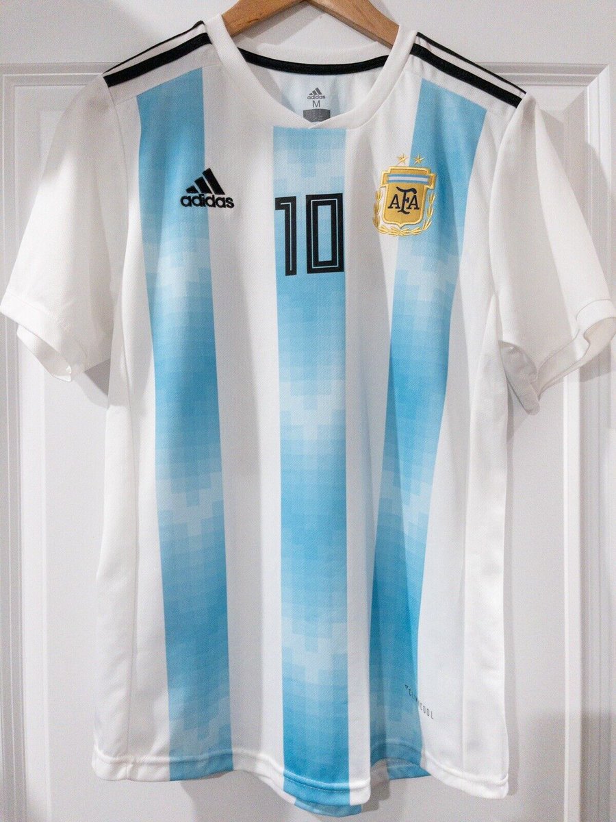 IRGRL's tweet photo. 📷📷📷📷📷📷📷BLACK FRIDAY DEALS📷📷📷📷📷📷📷📷📷
Adidas Lionel Messi #10 Jersey Climalite Argentina White Blue Stripe AFA Sz MED
25% off!!!!
https://t.co/baRASjxhyC
#ebay #Vitange #Blackfridayebay #Ebaydeals #Vintagedeals https://t.co/Ell1RmbCCY