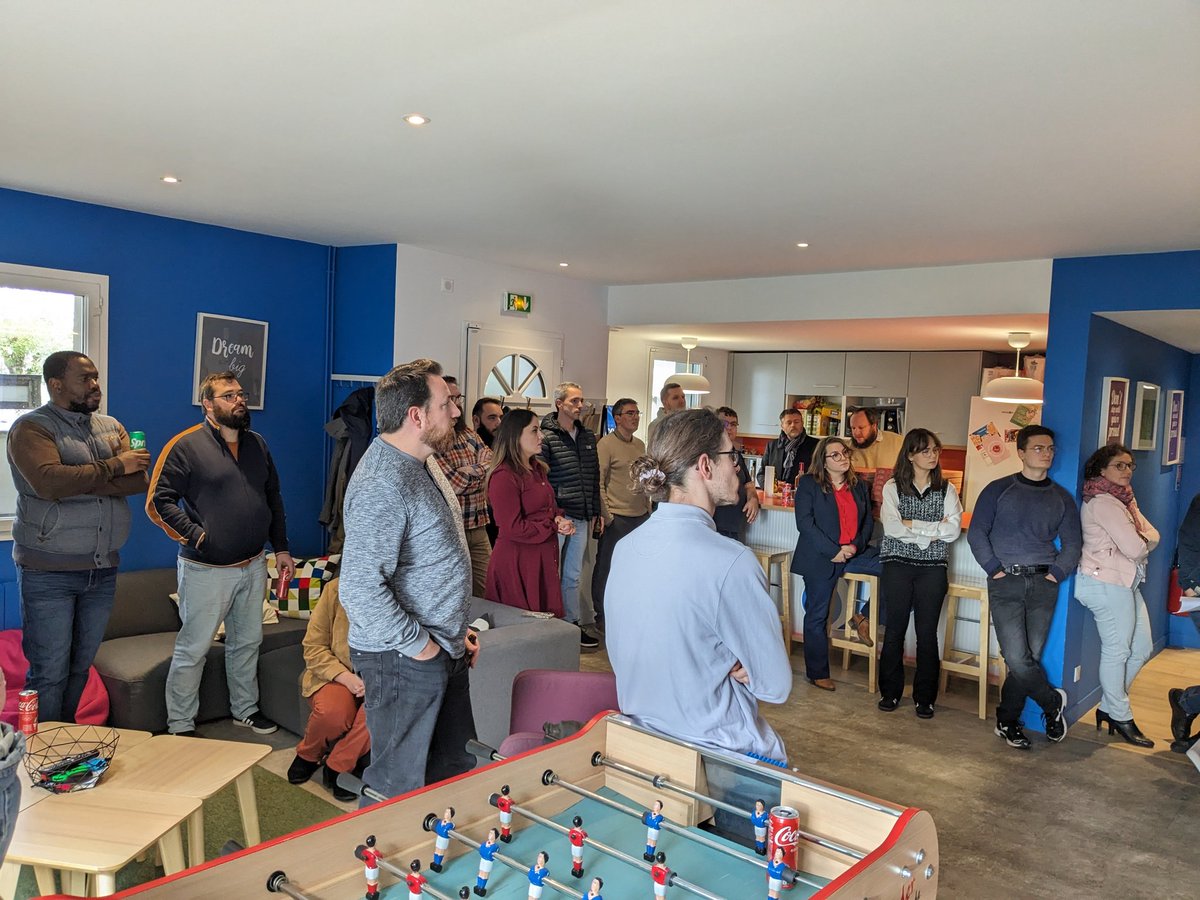 🔴 En direct de notre réunion d'implantation à Niort 🎉

Partage d'informations sur le <a href="/GroupeSII/">Groupe SII</a> et <a href="/SII_Atlantique/">SII Atlantique</a> et réponses aux questions des collaborateurs.