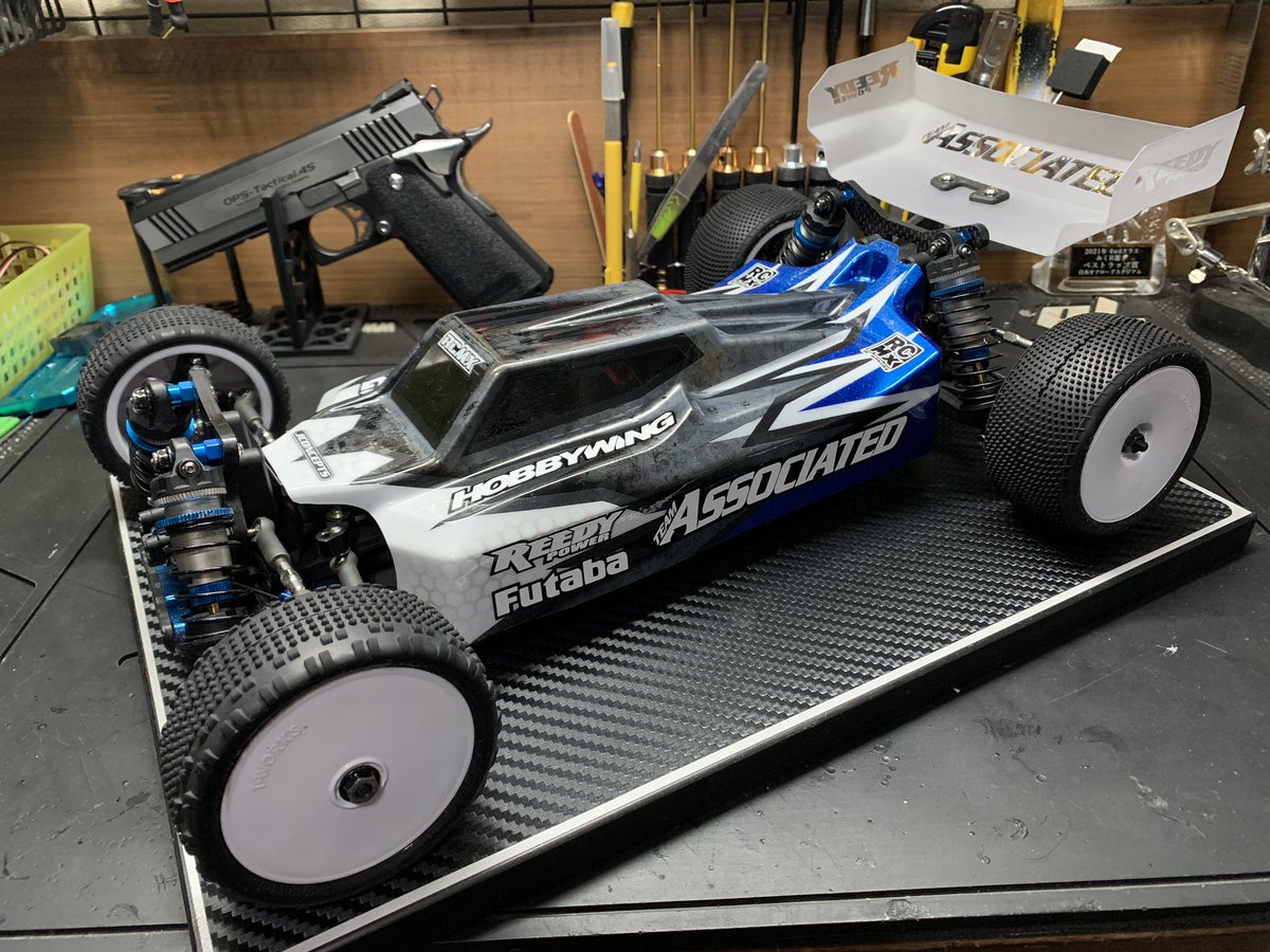 ExpertRc's tweet image. そして恒例の晩酌萌え萌えタイム〜カッコ良すぎでチビりそうだ👍👍🇺🇸
#associated #associatedrc #weareAE #jconsepts