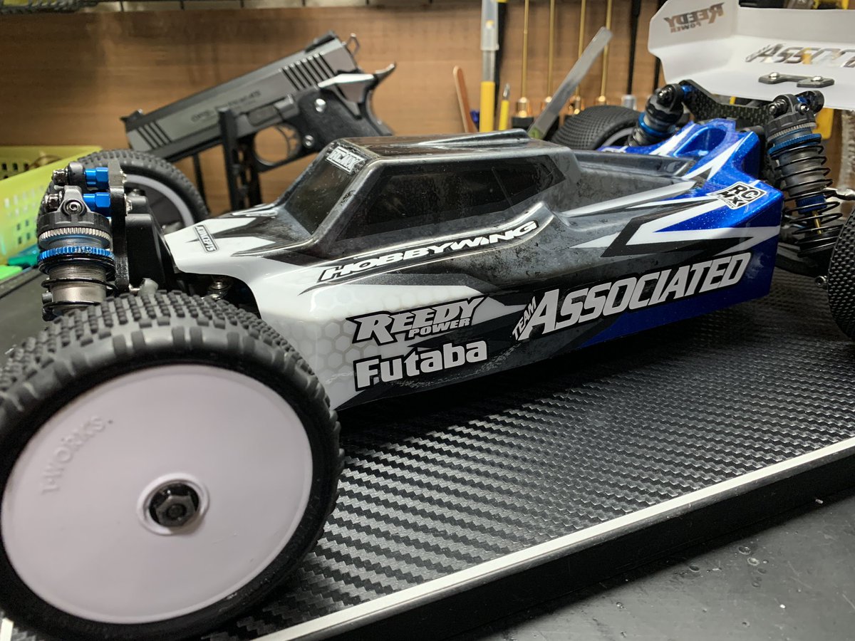 ExpertRc's tweet image. そして恒例の晩酌萌え萌えタイム〜カッコ良すぎでチビりそうだ👍👍🇺🇸
#associated #associatedrc #weareAE #jconsepts