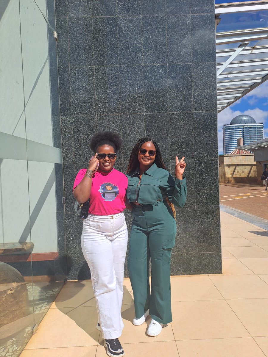 Watiri_bossbabe's tweet photo. Hackfest 5 was such a vibe 🔥🔥🔥 @shehacks_ke #Hackfest2023 #SheHacksKE https://t.co/n2mWE6s1Hk