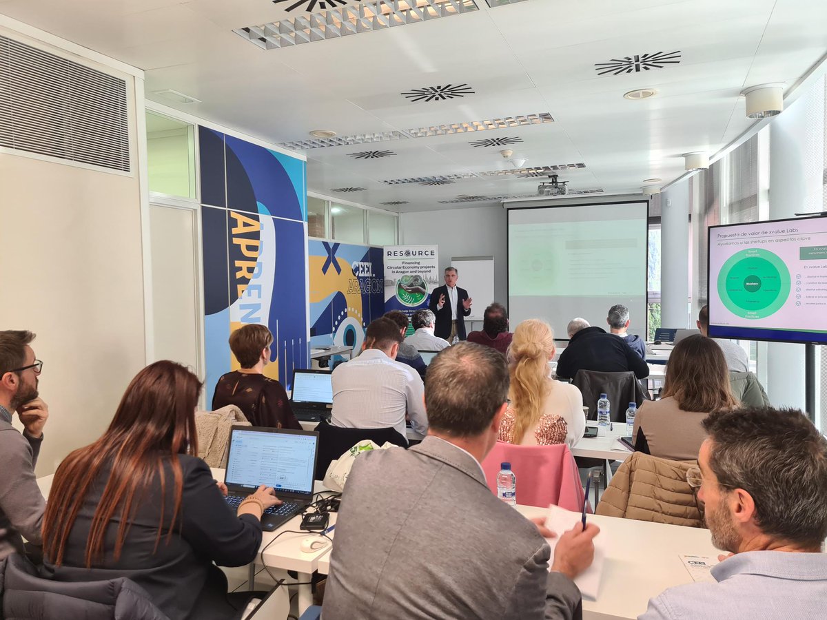 CEEIARAGON's tweet photo. ♻️Ahora es el turno de Javier Artiach @Gedcapital
Seguimos en @CEEIARAGON en el workshop "Cómo hacer una presentación de Alto Impacto" en el marco del proyecto @Resource_Invest
📌@AncesSpain @aitiip #Bugcle #Feltwood #SmartMoss #Reciclaysuma @biogroup_usc #Cerfo #Ecohelpwaste https://t.co/n9BQMafLmG