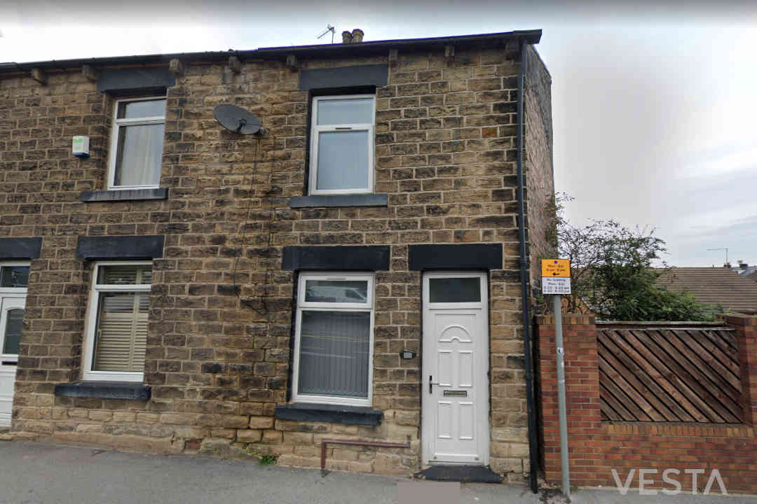 Investment HMO for sale:

🏠 5-bed/4-bath end-terraced property
🌍 located in #Barnsley
🚶 fully tenanted
📈 13.6% gross yield
💰 £190,000
💻 see our listing for more info zurl.co/04jy  
📹 Matterport video walkthrough available

#TenantsIncluded #HMO #southyorkshire