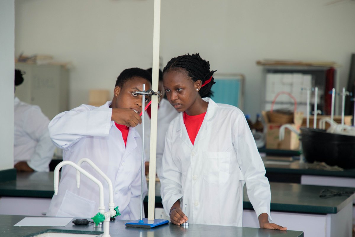 Our girls are exploring, experimenting, and embracing curiosity in the lab at Legacy Girls' College!

#ScienceExploration #FutureInnovators #lgc #LegacyOfLearning