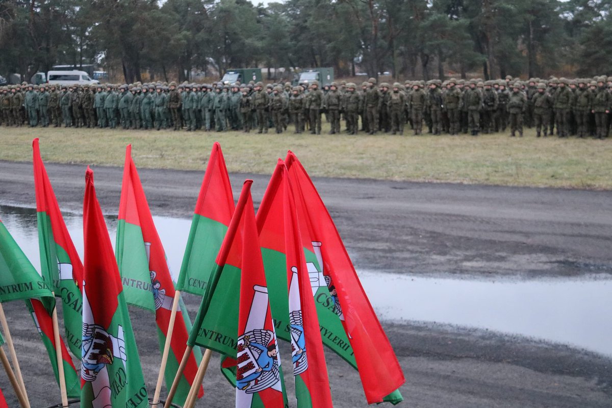 SztabGenWP's tweet photo. W Toruniu Wojska Rakietowe i Artylerii rozpoczęły zgrupowanie pk. #MARS23!
🇵🇱 Artylerzyści będą rozwijać swoje zdolności i doskonalić umiejętności prowadzenia działań operacyjnych i bojowych oraz zgrywać systemy walki! https://t.co/Ru3kLAzMnZ