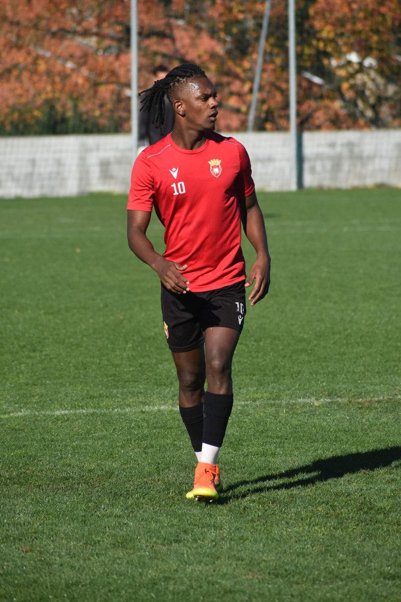 De volta ao nosso escritório 🌿⚽️☀️

#penafielemmarcha