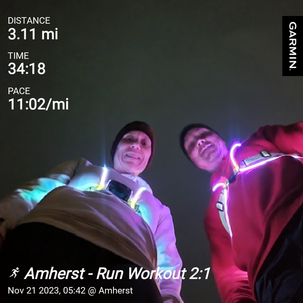 kc_run_coach's tweet photo. It's a cold one this morning! Real feel of 21 🥶, but it was calm and quiet so it was actually peaceful. Looking forward to the turkey trot on Thursday!

#coldrun #riseandrun #running #morningmiles #novemberrunning #medalchasers #5k #tuesdayrun https://t.co/XKiTEUh1at