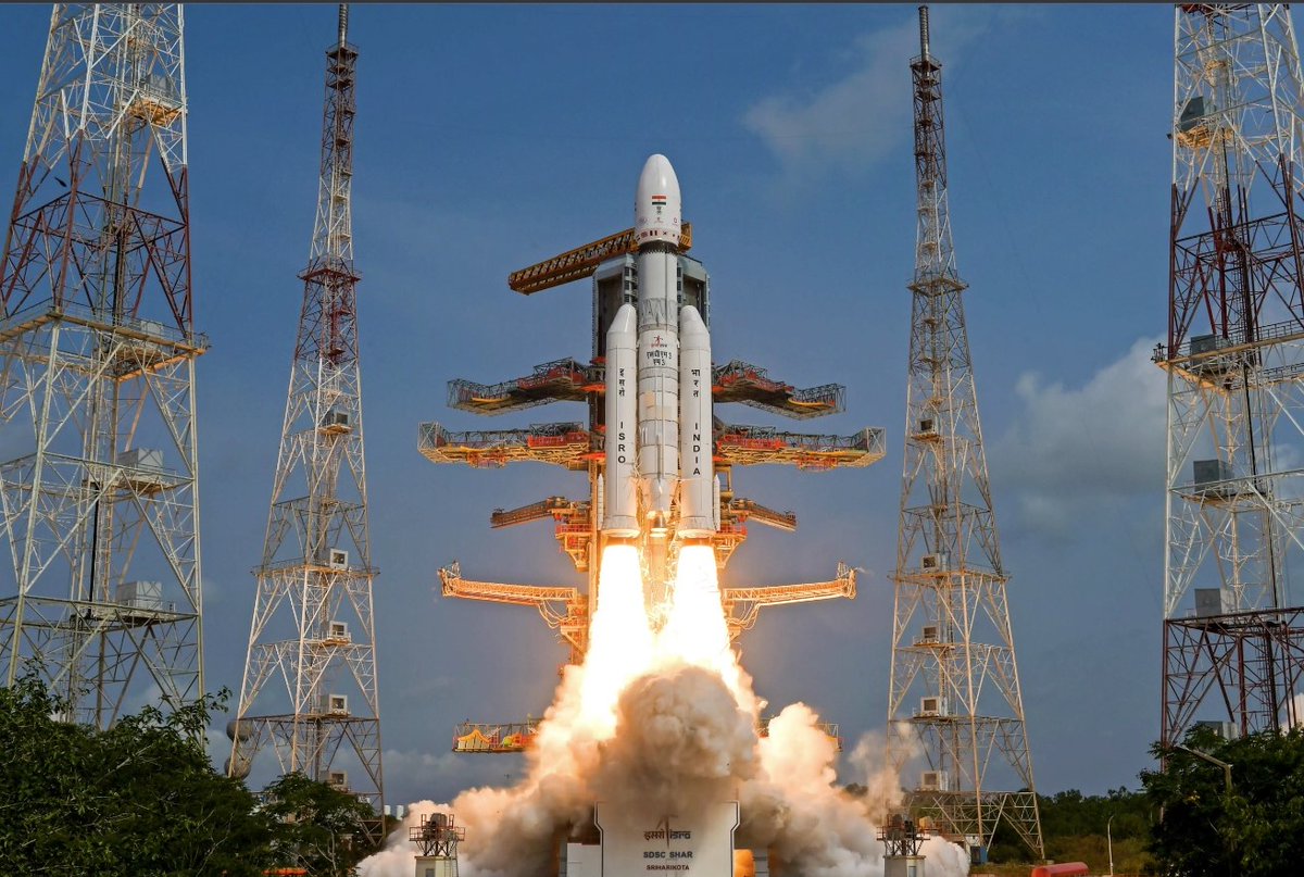 #JUSTIN #Space #Constellation #Thread

@INSPACeIND has officially granted authorisation to @EutelsatOneWeb satellite constellation for provisioning its capacity in India, making the firm the first to get a nod to provide LEO satellite constellation capacity in the country. 1/n