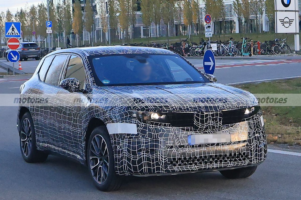 motorpuntoes's tweet photo. #Coches | El nuevo BMW iX3 aparece en pruebas, la nueva entrega del SUV eléctrico no tendrá nada que ver con el X3, estrena diseño y más de 700 km de autonomía

https://t.co/TciON1FMHO

#BMW #SUV #NA5 @BMWEspana #BMWIX3 #THEiX3 #CochesEléctricos #FotosEspía #Spyshots https://t.co/ezY5eZEvA7