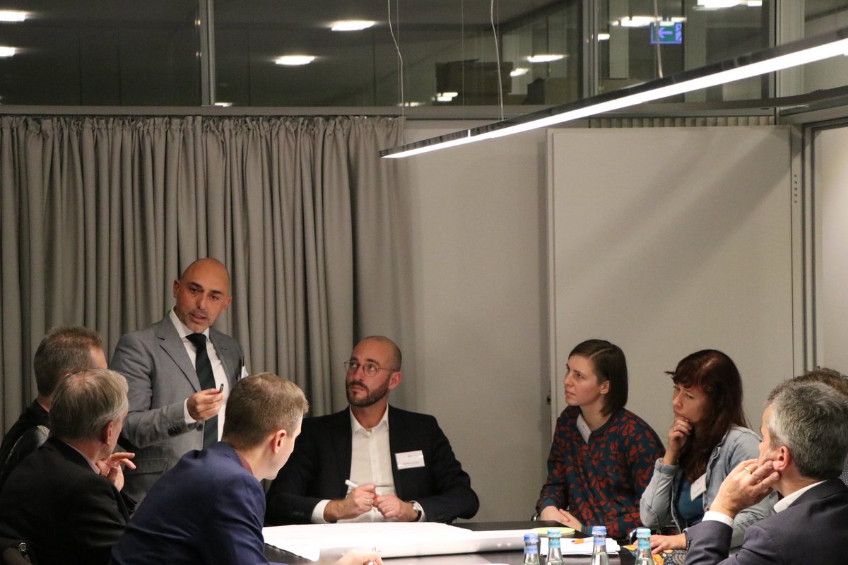 World Cafe on #Transdisciplinarity at Food System Transformation Research Perspectives <a href="/WissRat/">Wissenschaftsrat</a>. #Transdisciplinarity is a key element for sustainable and resilient production. Stakeholders should be implicate, taking into account and understanding different needs <a href="/agroscope/">Agroscope</a>