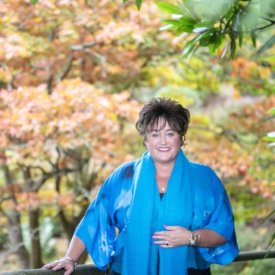 Julie Jackson - House of Colour Image Consultant tweet media