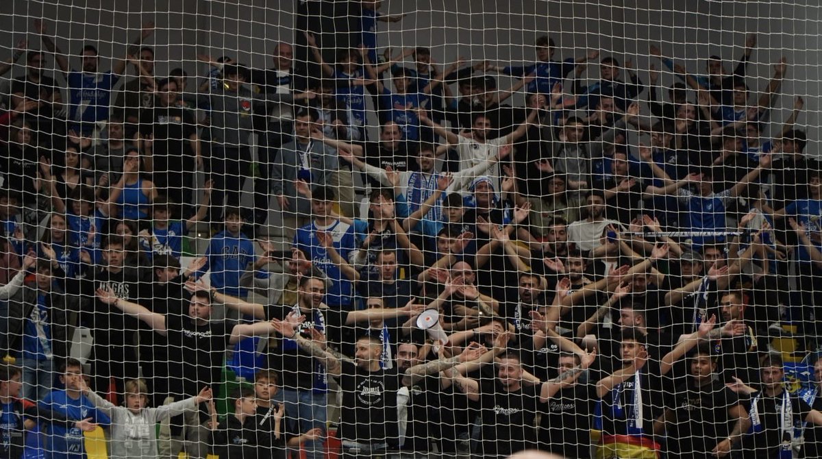Ultras Blues tweet media