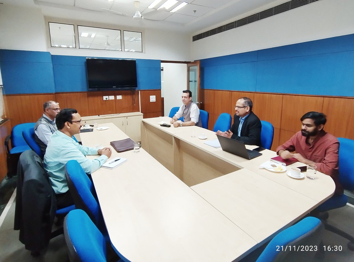 StpiEpDelhi's tweet photo. Meeting done with new IESA president Shri. Ashok Chandak @Electropreneur Park Delhi on 21st Nov 2023 to deliberate about project progress and action plan.

@arvindtw @DeveshTyagii @purnmoon @iesaonline @stpiindia @STPINoida
#STPIINDIA #StartupIndia #GrowWithSTPI https://t.co/xXdVAo5LR3