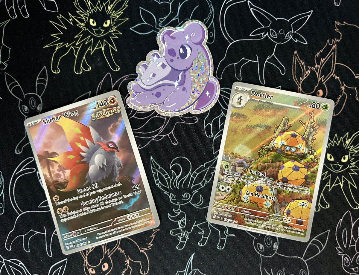 Rheaquaza's tweet photo. 🍁🦃Thanksgiving Giveaway🦃🍁

One person will these Paradox Rift cards and shiny Lappy sticker! 

To Enter: ✅ Retweet

Winner will be drawn on Tuesday, November 28th!

Artist of the Lappy sticker will be in the comments! Good luck to all! 🦃🦃 https://t.co/I0eBqJecyR