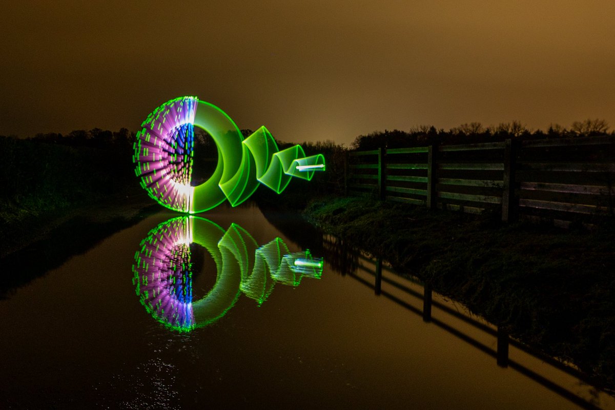 carlrender1's tweet photo. @clicks1222 Light painting Saturday night https://t.co/l90xHp9mnx