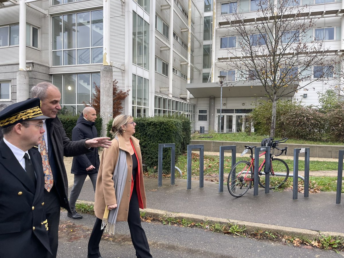 Sylvie Retailleau tweet media