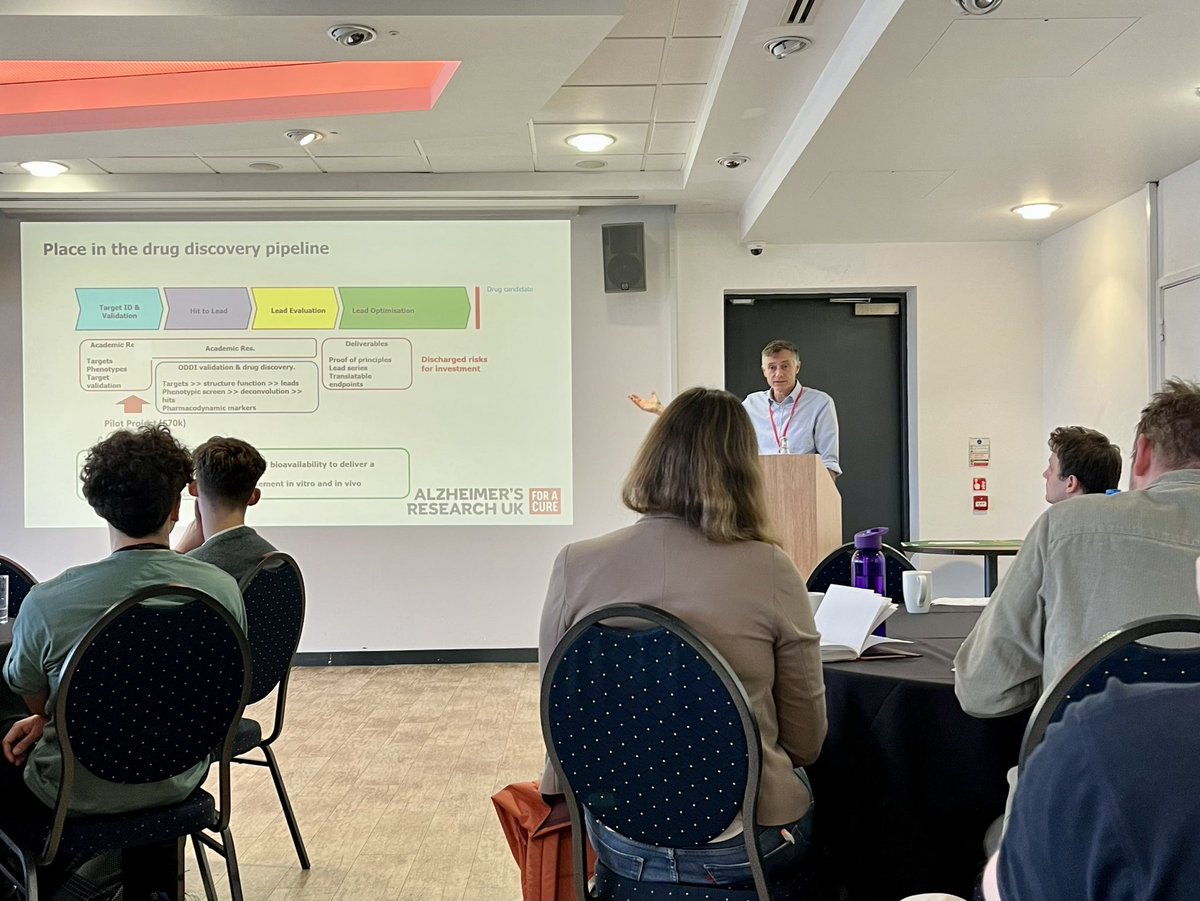 Fantastic to see Prof John Davis from @ARUK_ODDI speaking about the collaboration opportunities with the DDA at the @ARUKSWest Scientific Conference today!