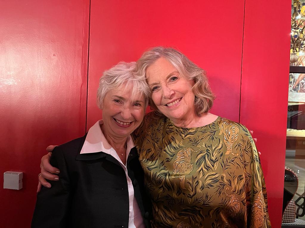 TeamBraidman's tweet image. Celebrating 100 episodes of Not Going Out with our fabulous DEBORAH GRANT .

Michelle and Deborah have been working together for almost 30 years.

Deborah plays series regular Wendy Adams and has been a client since 1994. 🩷

#deborahgrant #bbc #notgoingout