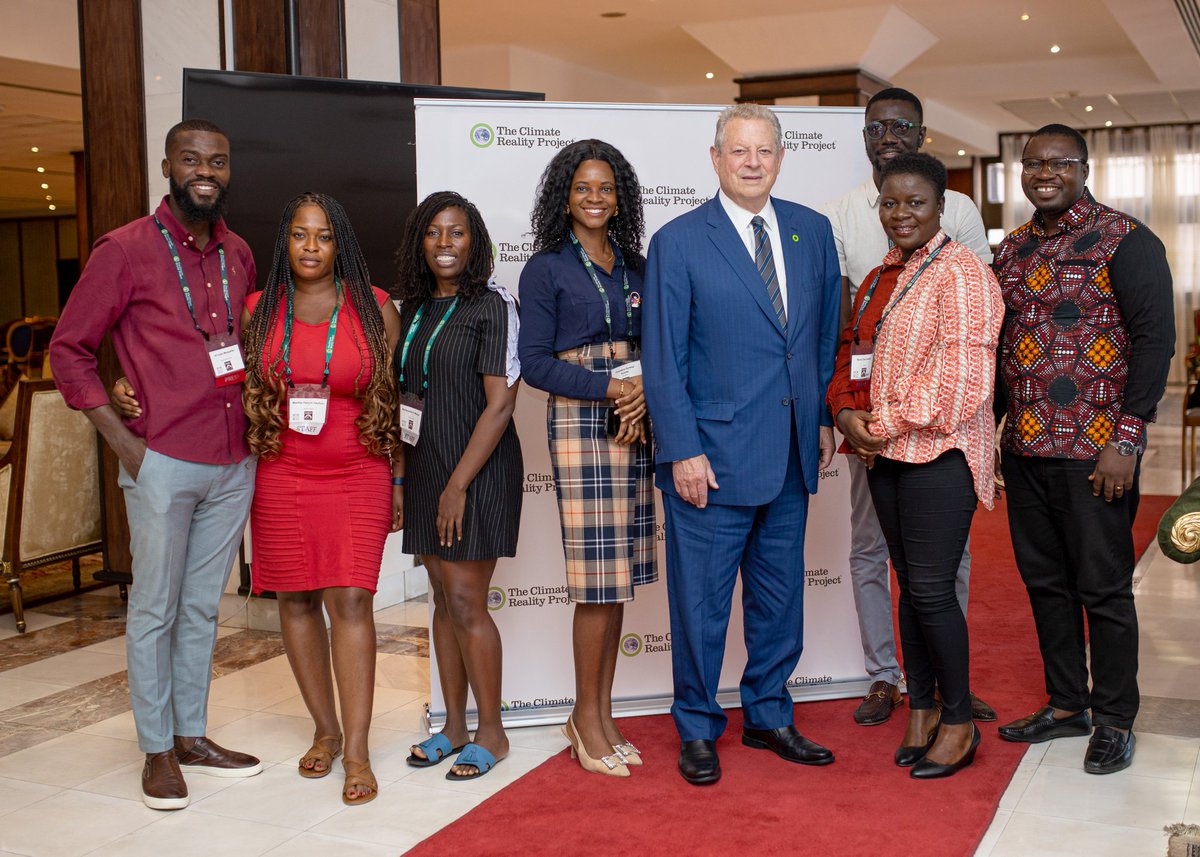 AmeyawDebrah's tweet image. Last week, I had the chance to participate in an insightful round table discussion with former US vice president and founder of Climate Reality, @algore

#leadonclimate
#actionclimate
#westafricaleadonclimate
#theafricawewant

@climatereality
@AfricaCRP