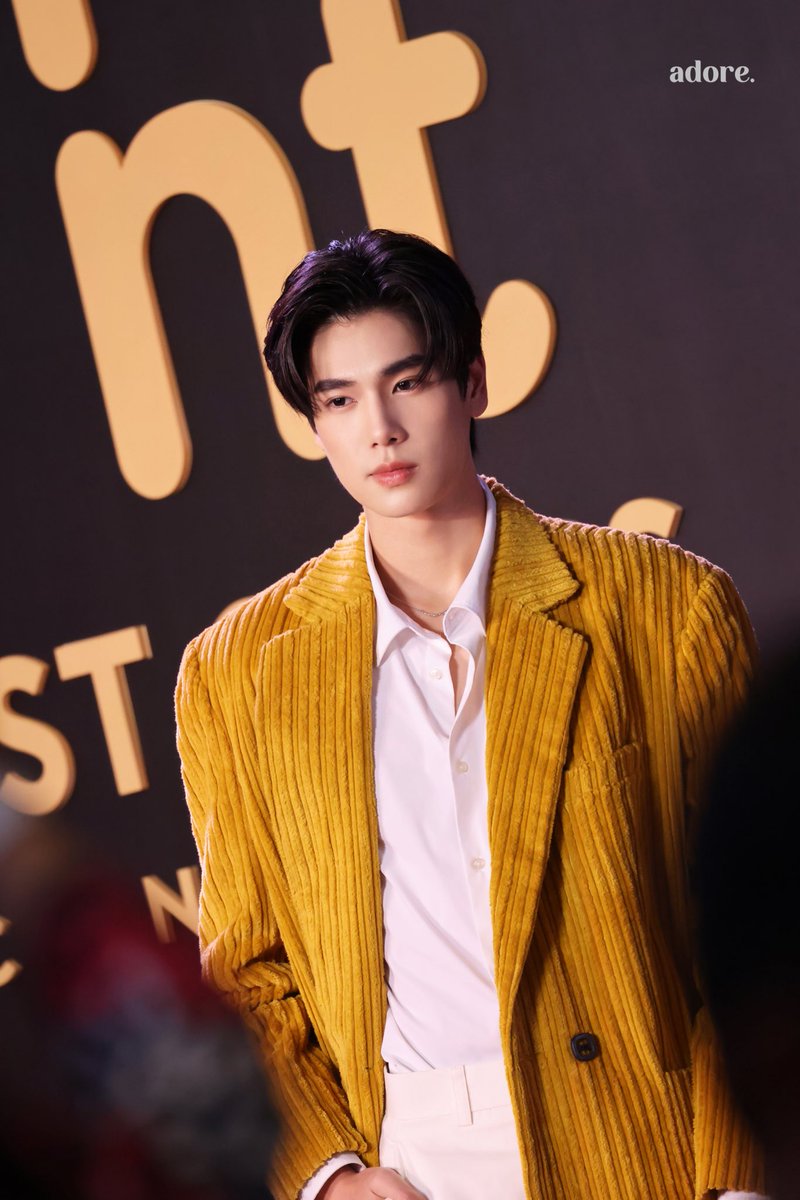 ความหล่อยืนหนึ่ง ~ ✨🤍

#SFxNT #SFcinema
#SFxNTxPhuwin
#phuwintang <a href="/phuwintang/">phuwintang</a>