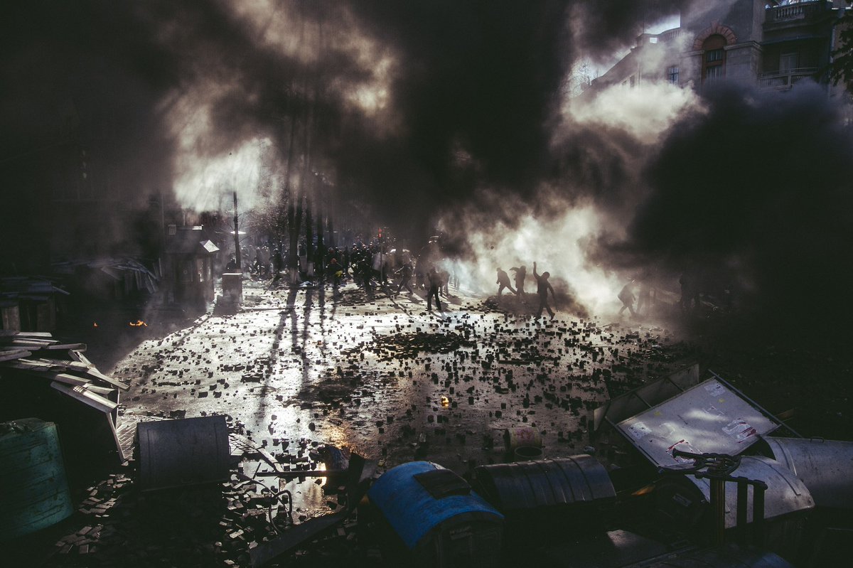 maximdondyuk's tweet photo. It’s been 10 years… Today Ukraine marks the 10th anniversary of the Revolution of Dignity.

from the series “Culture of Confrontation”, 2013-14

#cultureofconfrontation https://t.co/S9APpnVlPU